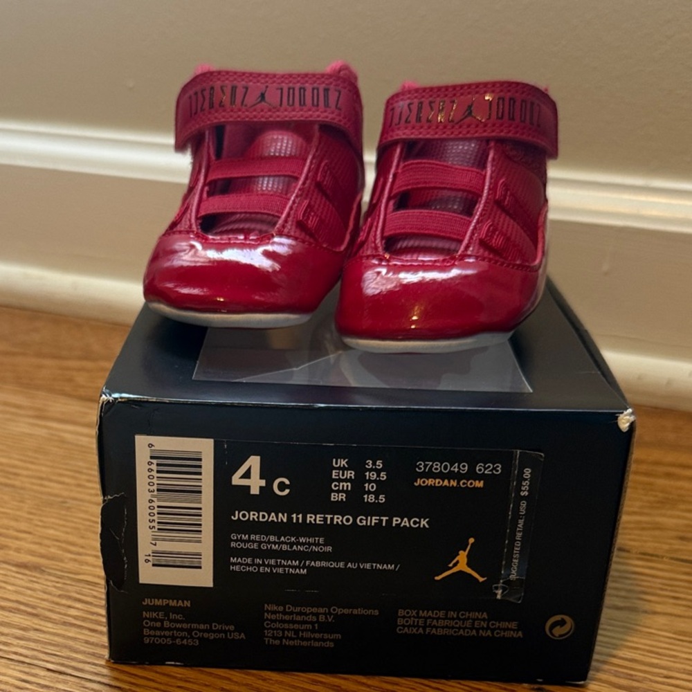 Jordan Kids' Red Patent Retro 11 Crib Shoes